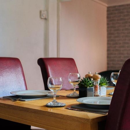 York House - Short Stay Leeds Leeds  Bagian luar foto