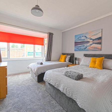 York House - Short Stay Leeds Leeds  Bagian luar foto
