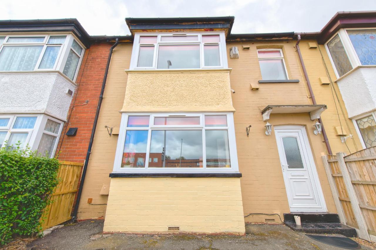York House - Short Stay Leeds Leeds  Bagian luar foto